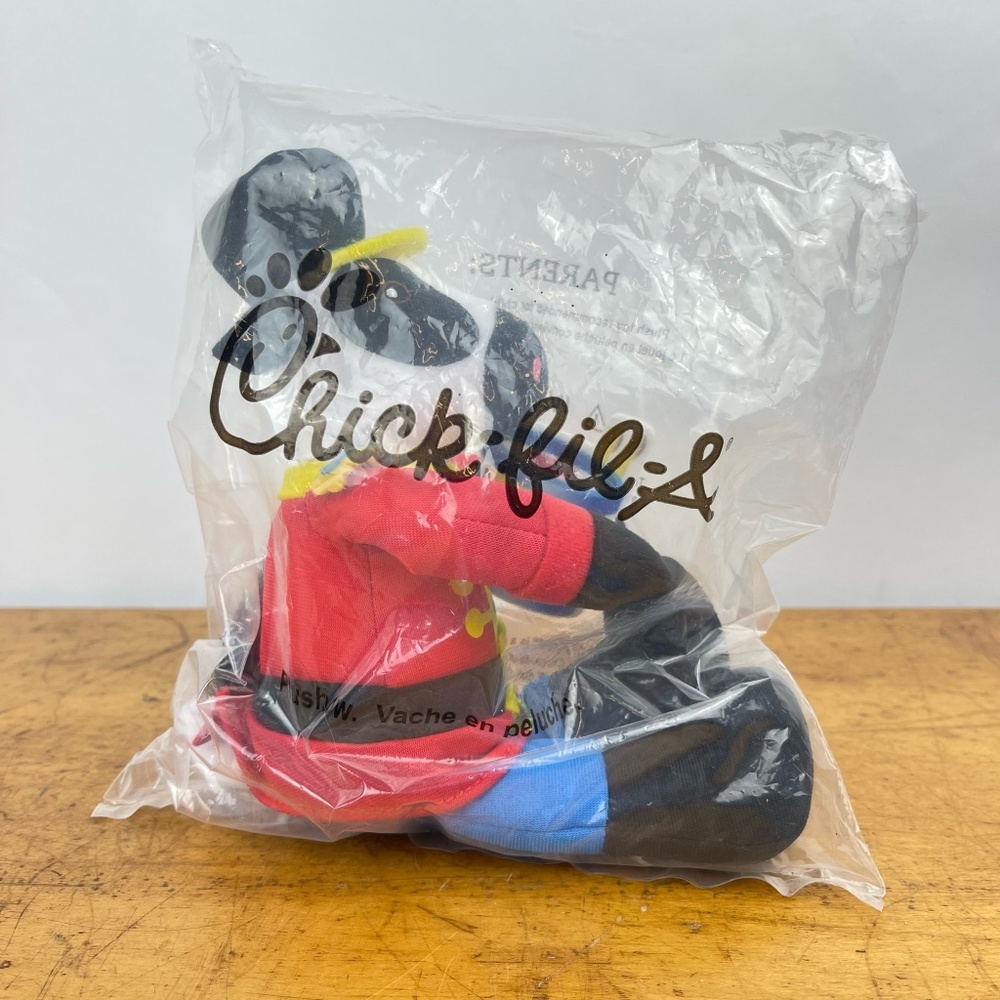 NIP Chick-Fil-A Plush Cow Marching Band Drummer Drumming March To Mor Chikin 10”